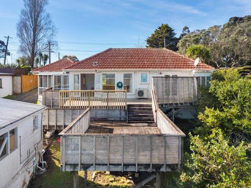 255 Titirangi Road, Titirangi