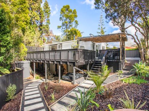 218 Woodlands Park Road, Titirangi