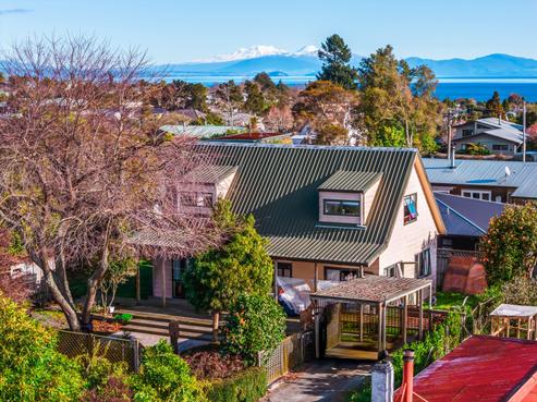 2/202 Taharepa Road, Tauhara