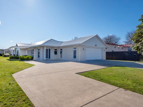 5 Holland Street, Glenholme