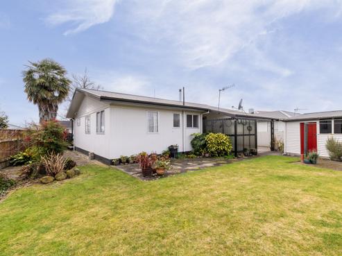 35 Lyttelton Crescent, Tamatea