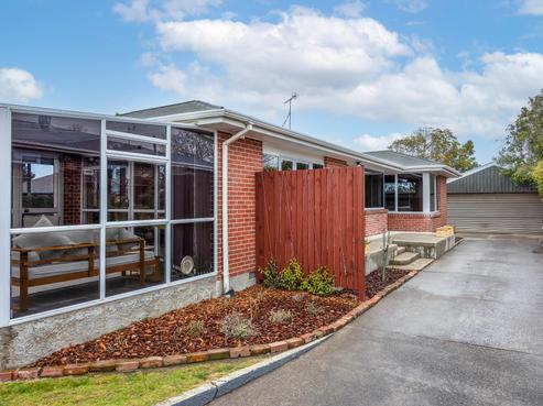 239A Lake Terrace Road, Shirley