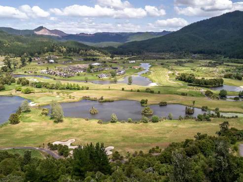 2 Pinehurst Drive, Pauanui