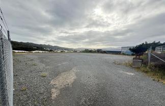 Secure Yard in Porirua
