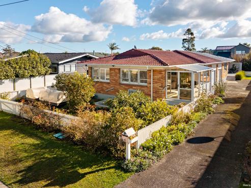 1/6 Melanie Place, Orewa