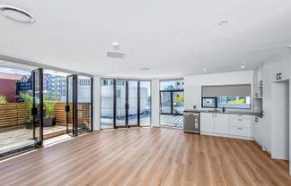 Top-Floor Office - Exceptional Value