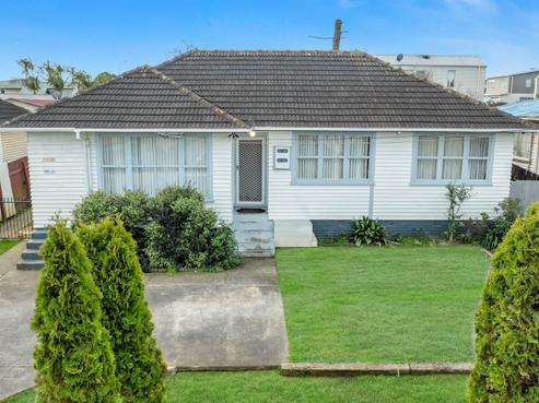 30 Plumley Crescent, Mangere