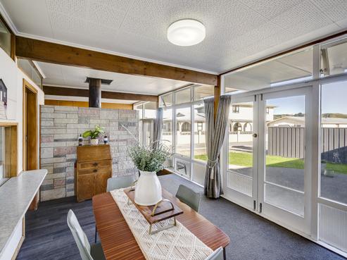 24 Windsor Terrace, Taradale
