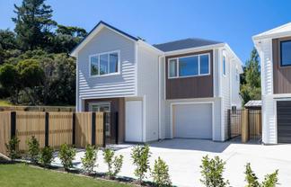 105 Main Road, Wainuiomata