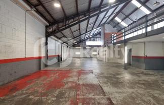 Rare Penrose Industrial with Wash Bay