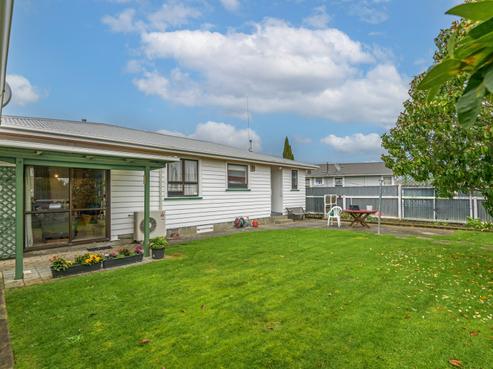 203 Tremaine Avenue, Westbrook