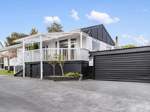 8 Houston Place, Bayview