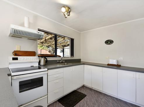 16 Lord Rutherford Road North, Brightwater