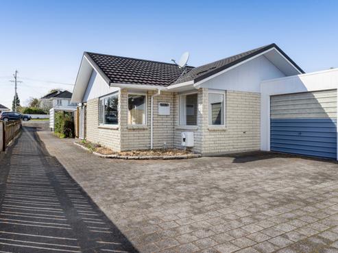 2/59 Wallath Road, Westown