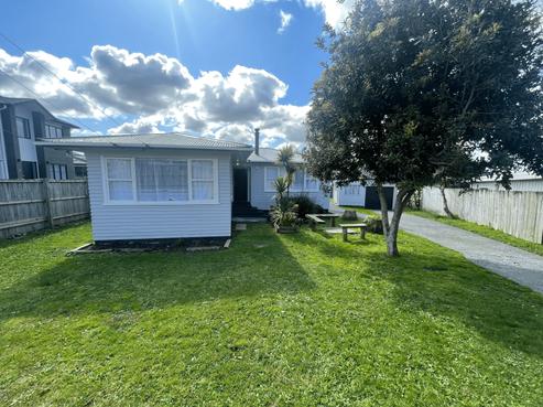 1 Nield Road, Manurewa
