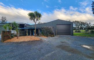 SHED OPTION ON STANNERS ROAD
