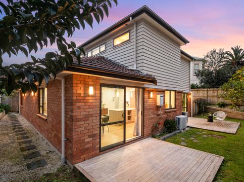 8A Saint Albans Avenue, Mount Eden