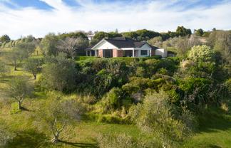 37 Puketiti Drive, Mangonui