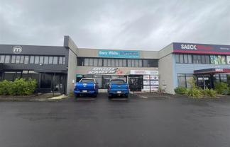 CBRE | High Profile Warehouse Plus Showroom