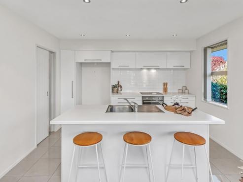 5 Beachvale Drive, Woodend Beach