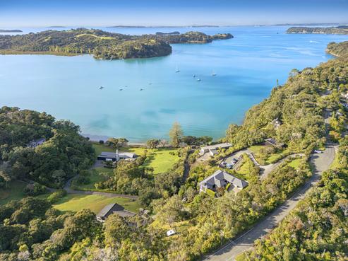 52 Ridge Road, Mahurangi East