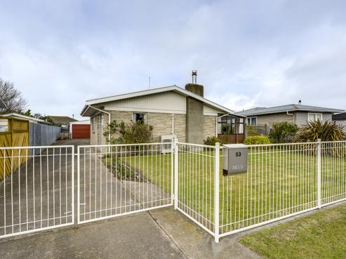 53 Alexander Avenue, Onekawa
