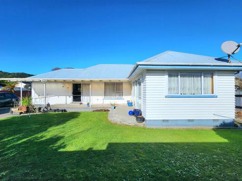 24 Palmerston Street, Greymouth