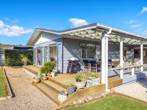 18 Rata Street, Oneroa