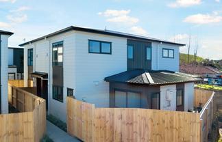 32 Tapuwae Way, Mangere Bridge