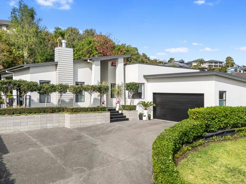 128 Castlewold Drive, Bethlehem