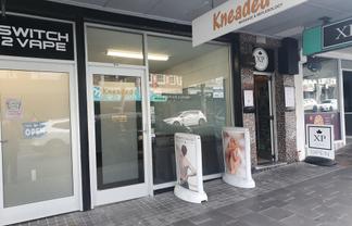 Shopping On The Hill For Lease