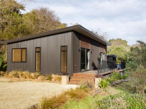 10 Bute Street, Moeraki