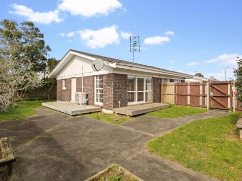 2/12 Booker Place, Weymouth