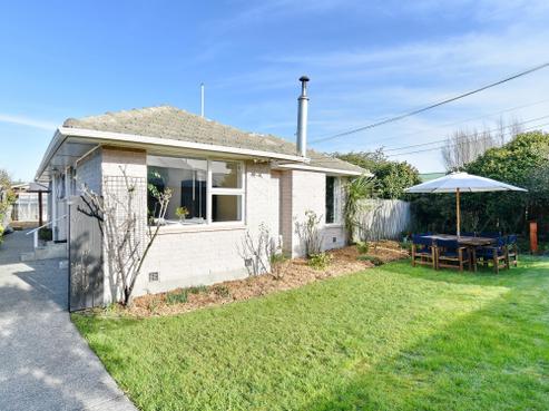 53 Maces Road, Bromley