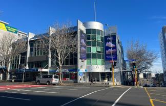 Penthouse Office with Deck on Hobson St – 125m2