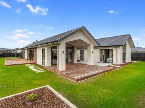 106 Faulks Drive, Lincoln