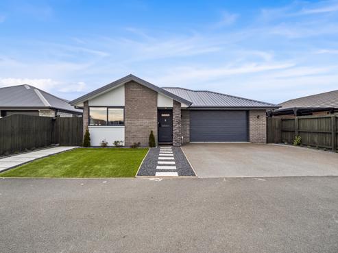 5 Gallop Lane, Yaldhurst