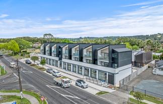 RIVERHEAD RETAIL FOR SALE – 58m²