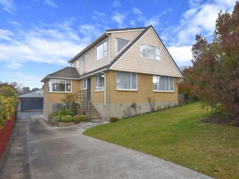 162 Mulford Street, Concord