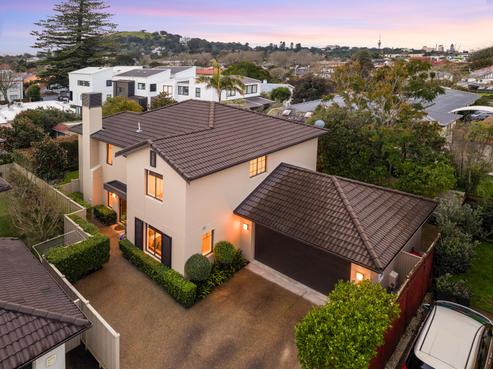 4B Halifax Avenue, Epsom