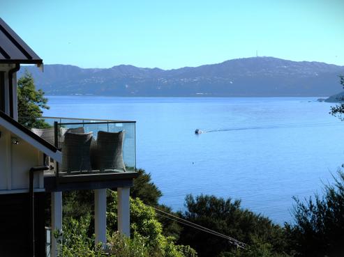 24 Korimako Road, Days Bay