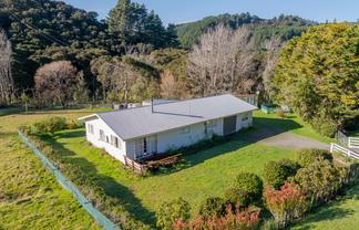 5421 Masterton Castlepoint Rd,, Castlepoint