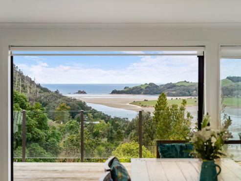 289E Opoutere Road, Opoutere