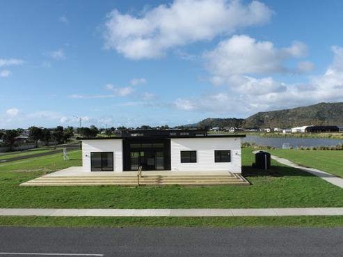 300 Harbour Drive East, Matarangi