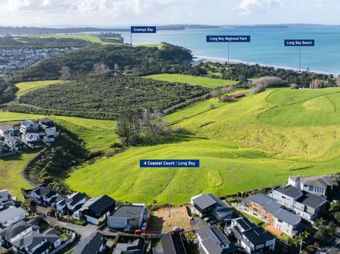 4 Coastal Court, Long Bay