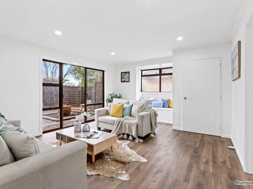31A Girrahween Drive, Totara Vale