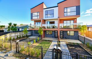 2/644 Te Atatu Road, Te Atatu Peninsula