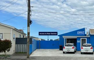 Onekawa workshop, office and large yard