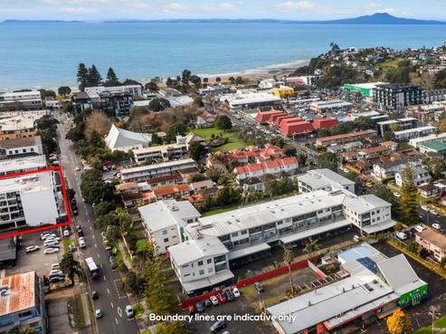209/25 Bute Road, Browns Bay
