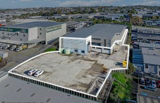 Wairau Warehouse + Yard